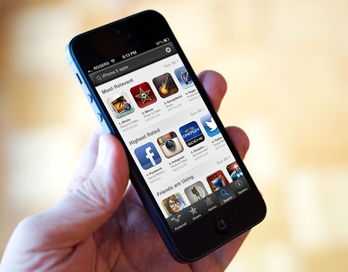 Paso 2 – Descarge BBM de Google Play o App Store 2