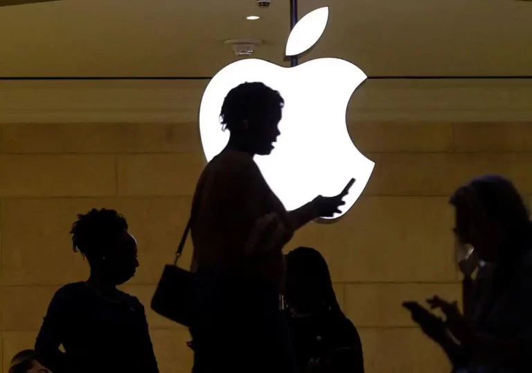 Multa histórica a Apple
